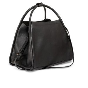 YAYA tote